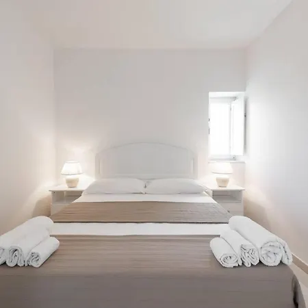 Il Pero Nyaraló Monopoli